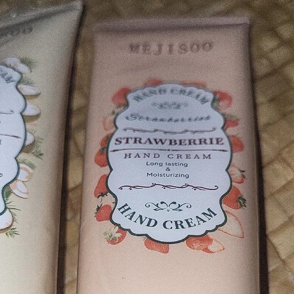 Mejisoo Hand Cream Set - Avocado, Coconut, Strawberry - Picture 4 of 8